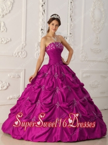 Elegant Fuchsia Ball Gown Strapless With Taffeta Appliques and Beading New Style Sweet 16 Dresses