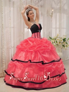 Red and Black Pick ups Strapless Beading Ball Gown Sweet Fifteen Dress with Ruffled Layers
