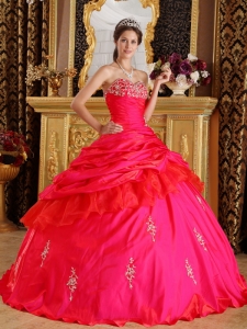 Modest Red Sweet 16 Quinceanera Dress Sweetheart Taffeta Beading Ball Gown