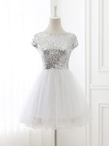 New Arrival White A-line Scoop Cap Sleeves Tulle Mini Length Zipper Sequins Dama Dress