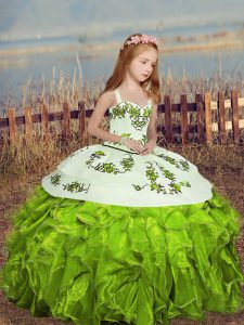 Customized Sleeveless Embroidery and Ruffles Lace Up Pageant Gowns For Girls