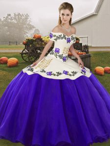 Best Selling White And Purple Organza Lace Up Off The Shoulder Sleeveless Floor Length Vestidos de Quinceanera Embroidery