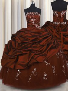 Embroidery Burgundy Lace Up Strapless Beading and Appliques and Pick Ups Party Dress for Girls Taffeta Sleeveless