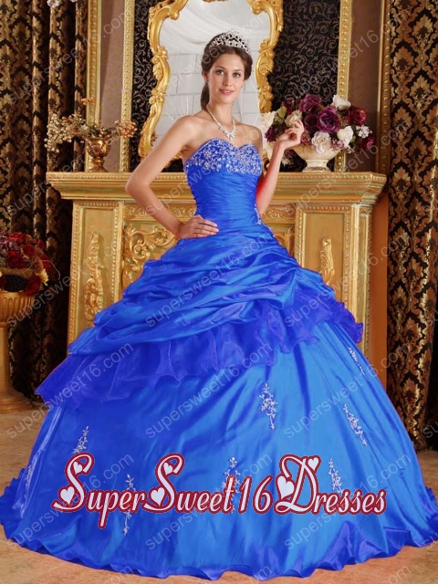 Ball Gown Sweetheart Taffeta Beading Perfect Sweet 16 Dress in Blue with Pick Ups