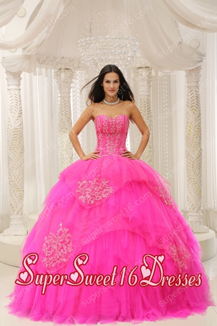 Sweetheart Embroidery Beading Popular Sweet 16 Dresses in Hot Pink