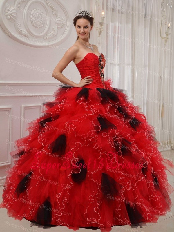 Beautiful Red and Black Sweet 16 Dress Sweetheart Orangza Beading and Ruch Ball Gown