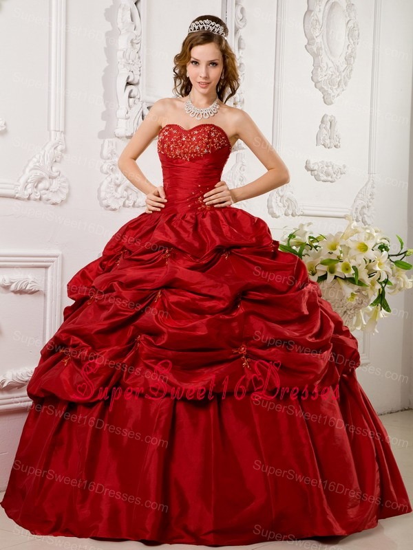 Elegant Red Sweet 16 Quinceanera Dress Sweetheart Tafftea Appliques Ball Gown