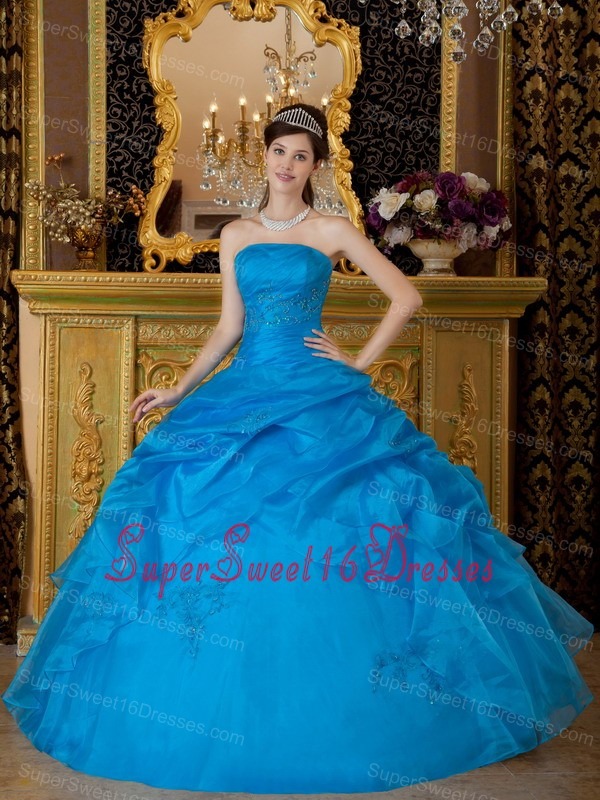 Simple Sky Blue Sweet 16 Dress Strapless Appliques Organza Ball Gown