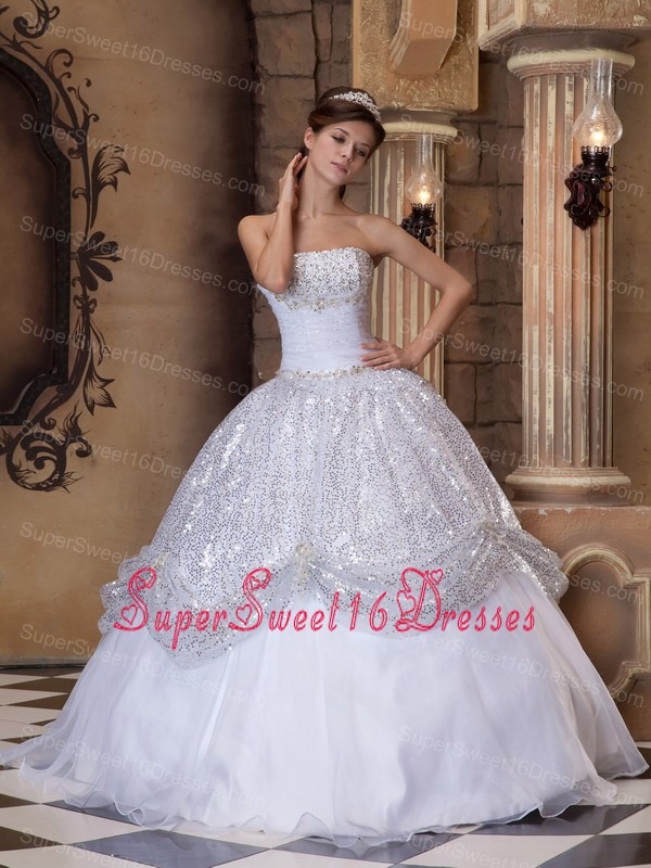 The Super Hot White Sweet 16 Dress Strapless Pick-ups Sequins Ball Gown