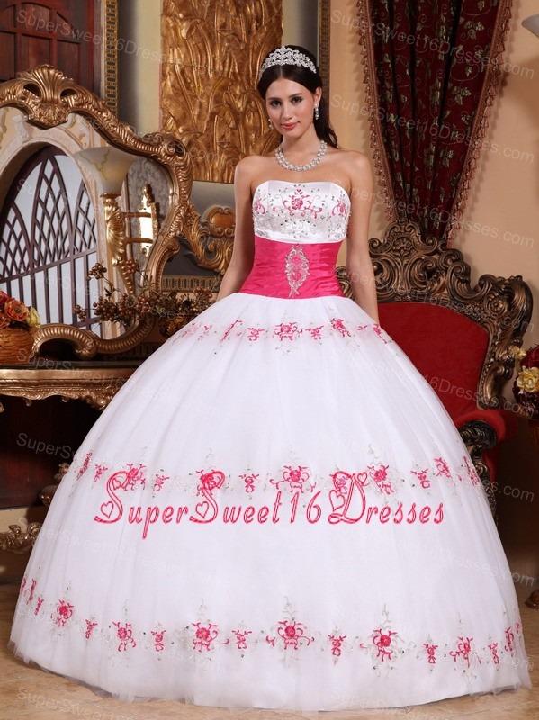 Beautiful White and Hot Pink Sweet 16 Dress Strapless Taffeta and Tulle Appliques Ball Gown
