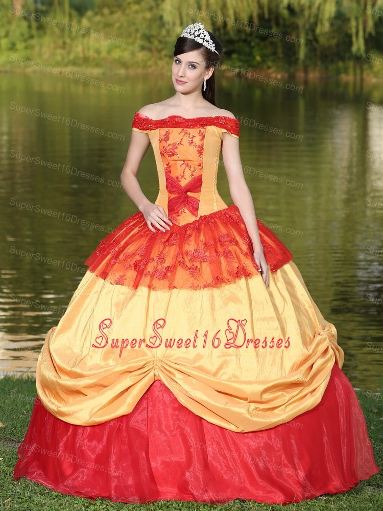 Colorful Off The Shoulder Neckline For Sweet 16 Dress With Appliques