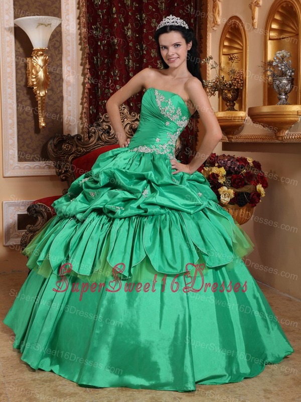 Low Price Green Sweet 16 Dress Strapless Taffeta Appliques Ball Gown