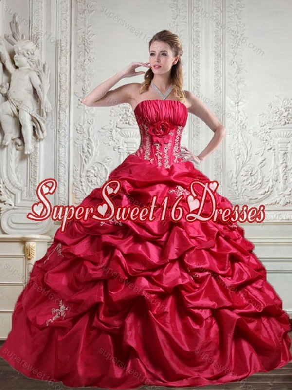 2015 Pretty Appliques and Pick Ups Red Sweet 16 Dress