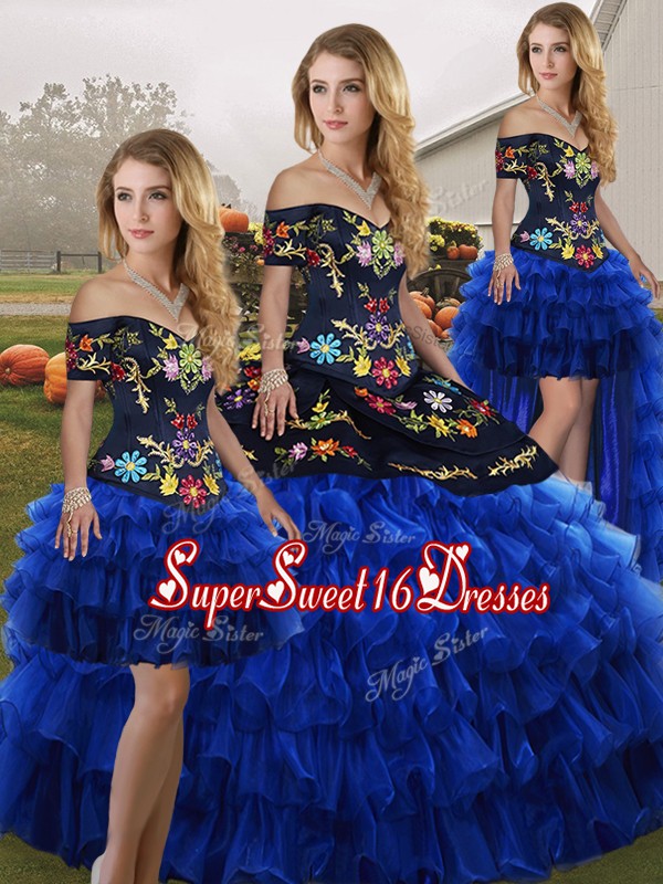  Off The Shoulder Sleeveless 15th Birthday Dress Floor Length Embroidery and Ruffled Layers Blue And Black Organza