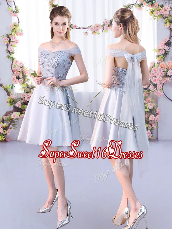New Arrival Silver A-line Lace Dama Dress Lace Up Satin Sleeveless Knee Length