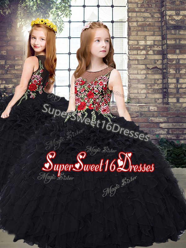  Scoop Sleeveless Organza Little Girls Pageant Gowns Embroidery and Ruffles Zipper