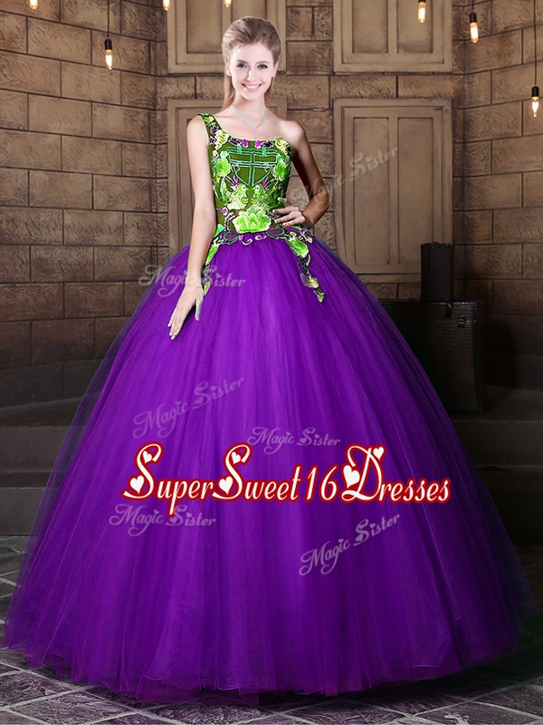  Eggplant Purple Tulle Lace Up One Shoulder Sleeveless Floor Length Court Dresses for Sweet 16 Pattern