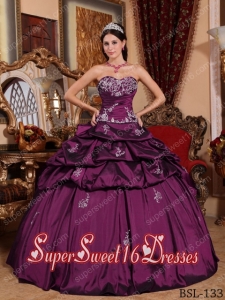 Ball Gown Sweetheart Taffeta Appliques Cheap Sweet Sixteen Dresses