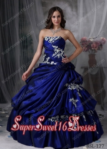 Ball Gown Strapless Taffeta Floor-length Appliques Elegant Sweet 16 Dresses