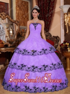 Modest Lavender Ball Gown Strapless Lace Appliques Sweet Sixteen Dresses Organza