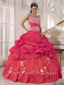 Red 15th Birthday Party Dresses with Appliques and Ruching