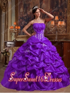 Ball Gown Appliques Strapless Modest Sweet Sixteen Dresses in Purple
