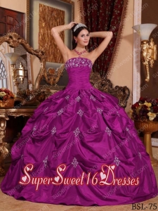 Plus Size In Fuchsia Ball Gown Strapless With Taffeta Appliques For Sweet 16 Dresses