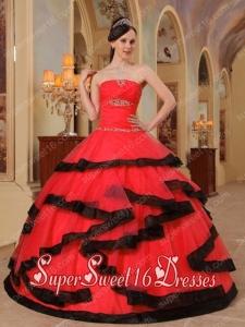 Red and Black Strapless Popular Sweet 16 Dresses with Appliques