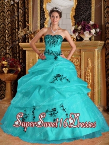 Simple Turquoise Ball Gown Sweetheart Floor-length Satin and Organza Embroidery Sweet Sixteen Dresses