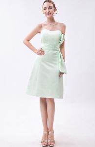 Apple Green Strapless Mini-length Taffeta Ruch Dama Dresses for Sweet 16
