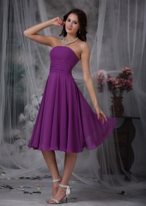 Purple Empire Strapless Tea-length Chiffon Ruch Dama Dresses