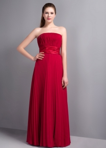 Red Empire Strapless Floor-length Chiffon Pleat Dama Dress