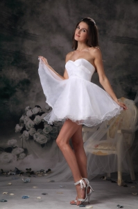 White Sweetheart Mini-length Organza Dama Dresses for Sweet 16