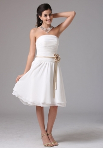 Simple Empire Strapless Dama Dress With Sash Ruched Decorate Bust Knee-length