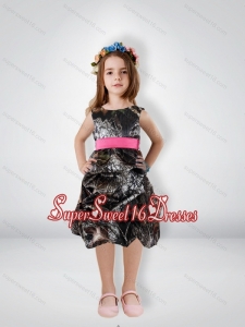 Fashionable Knee Length Camo Little Flower Girl Pageant Dresses with Sashes