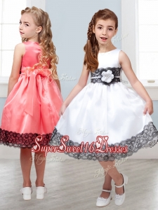 Popular Scoop White Mini Quinceanera Dresses with Hand Made Flowers and Lace