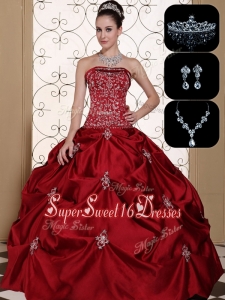 Popular Embroidery Strapless Sweet 16 Dresses in Wine Red