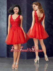 Beautiful Deep V Neckline Tulle Red Dama Dresses with Lace