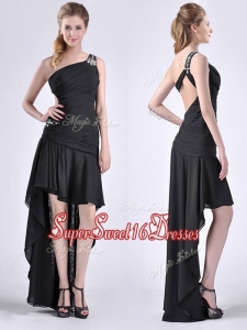 New Style High Low One Shoulder Black Dama Dress with Criss Cross