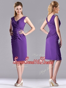 New Style Column V Neck Knee-length Short Dama Dress in Purple