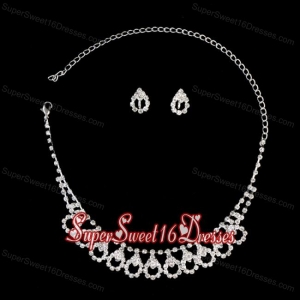 Chic Alloy With Rhinestone Jewelry Set Including Necklace And Earrings
