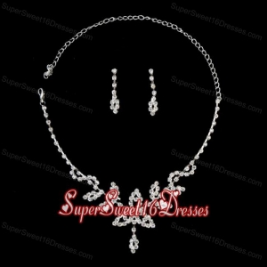 Lovely Alloy With Rhinestone Jewelry Set Including Necklace And Earrings