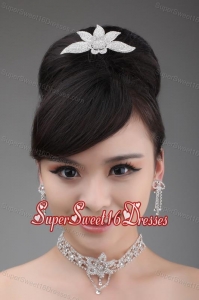 Round shaped Alloy and Rhinestone Dignified Necklace and Crown