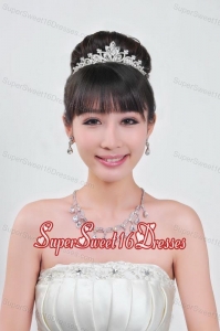 Gorgeous Alloy With Rhinestone Necklace and Tiara