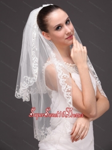 Lace Appliques Two-tier Tulle Graceful Wedding Veil