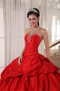 Red Sweetheart Taffeta Beading Sweet 16 Quinceanera Dress in Puffy Style