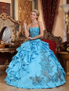 Gorgeous Aqua Blue Sweet 16 Dress Strapless Taffeta Appliques Ball Gown