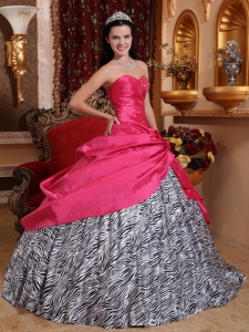 Elegant Hot Pink Sweet 16 Dress Sweetheart Taffeta and Zebra Beading Ball Gown