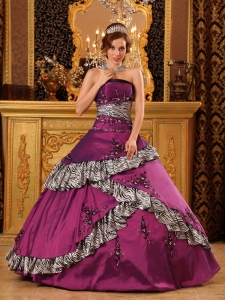 Pretty Purple Sweet 16 Quinceanera Dress Strapless Taffeta Embroidery