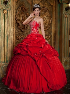 Wonderful Red Sweet 16 Dress Sweetheart Taffeta Beading and Appliques Ball Gown